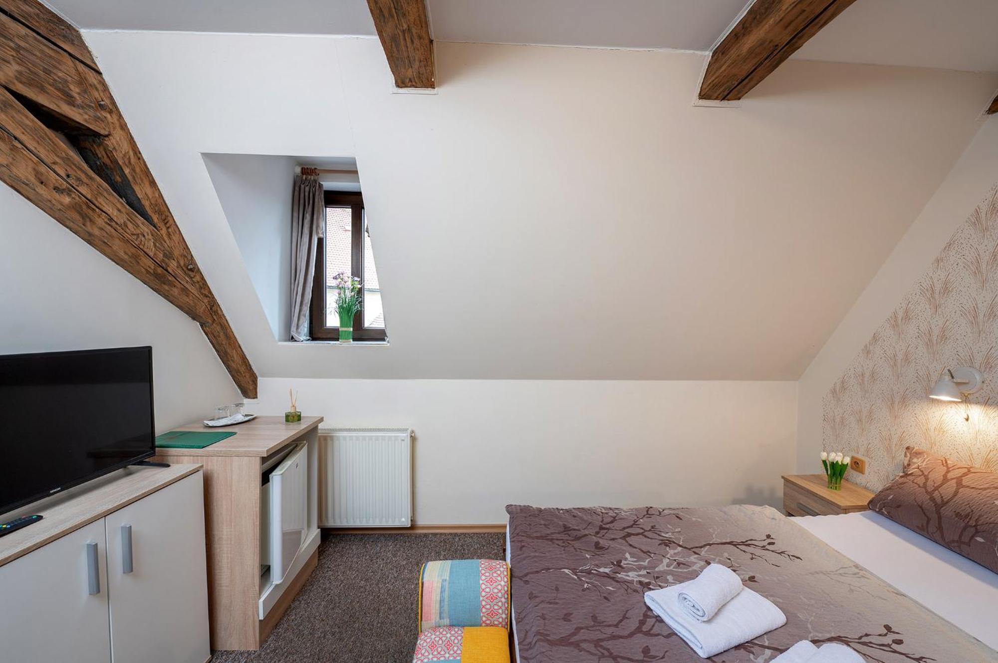 Rodinny Hotel Myslivna Třeboň Buitenkant foto