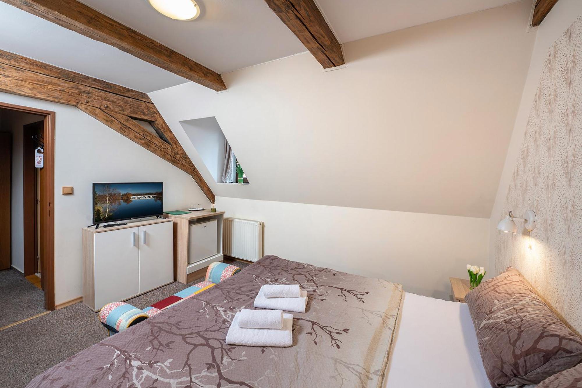 Rodinny Hotel Myslivna Třeboň Buitenkant foto